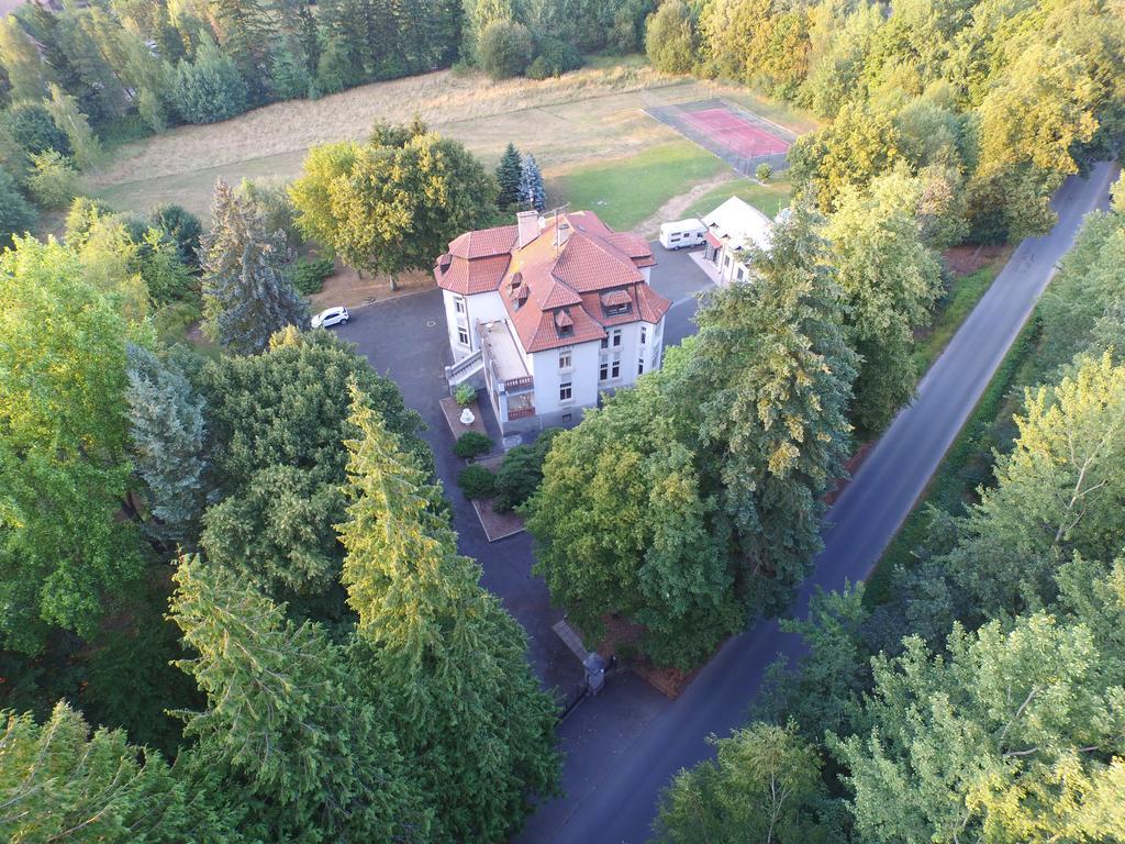 Vila Olga Jevany Bagian luar foto
