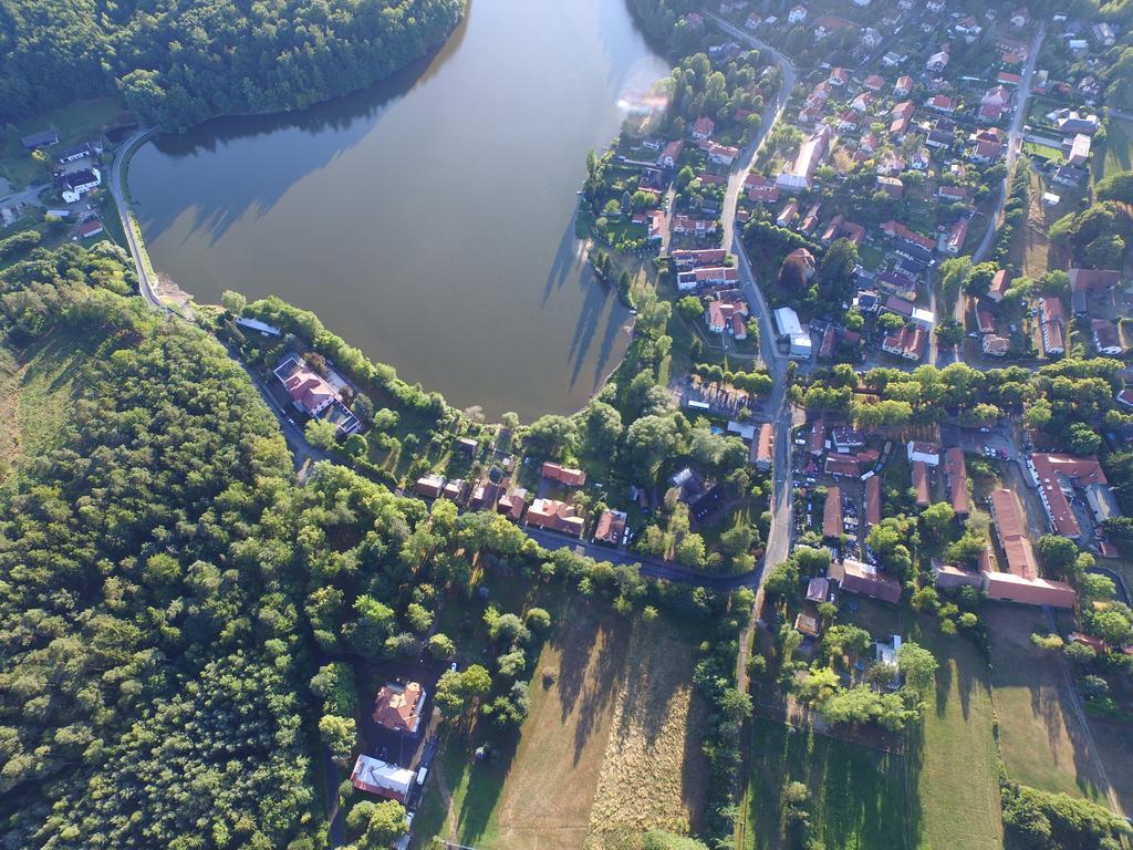 Vila Olga Jevany Bagian luar foto